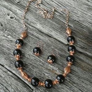Necklace and earring set
